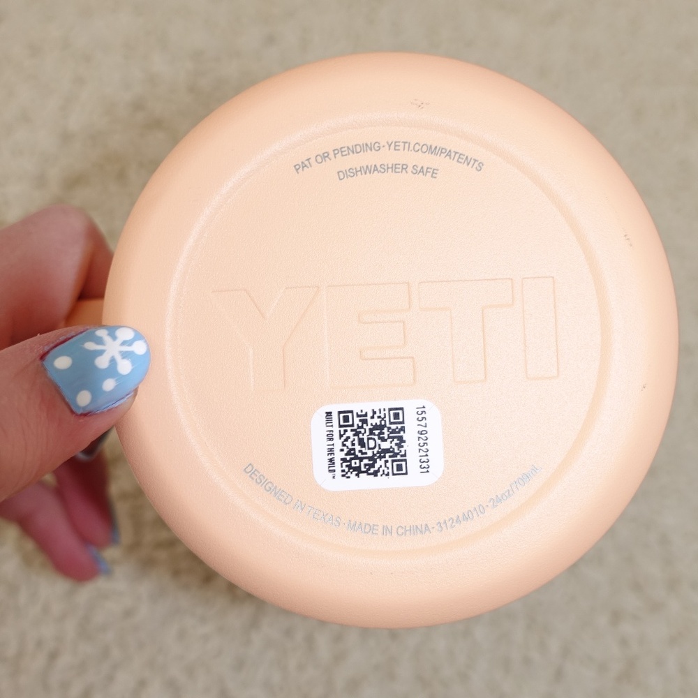 NWT Peach Yeti 24 oz Rambler Mug - Picture 4 of 7